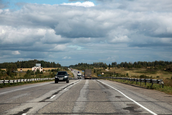 Расходы на ремонт и строительство новых автодорог предложено сократить на 133,4 млрд рублей за три года