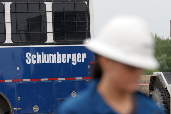 Сделка Eurasia Drilling и Schlumberger сорвалась из-за "золотой акции"