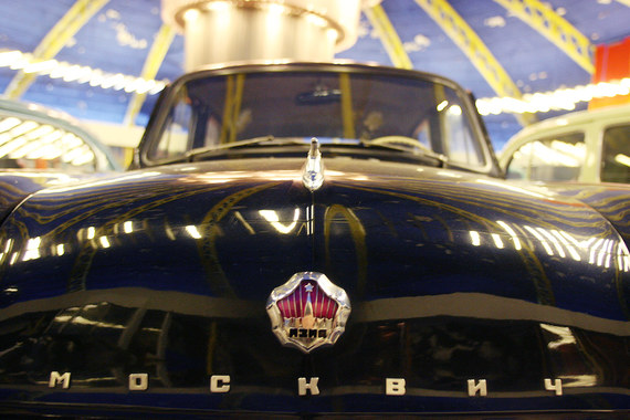 Знак Москвич ранее использовал АЗЛК