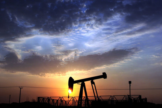 По оценкам местных трейдеров и инженеров, добыча нефти на контролируемой ИГ территории составляет 34 000–40 000 баррелей в день