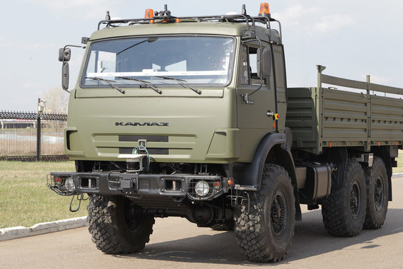 Беспилотные грузовики к 2018 г. поедут от Москвы до Санкт-Петербурга