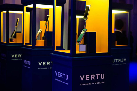Китайские инвесторы приобрели Vertu