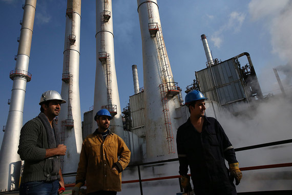Иран зовет нефтяников