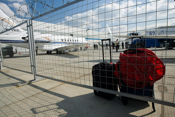 S7 и «Ютэйр» ввели дешевые билеты за полеты без багажа