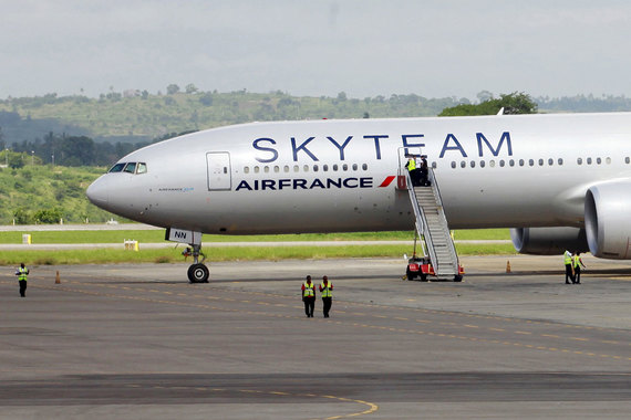 На борту самолета авиакомпании Air France бомбы не обнаружено – AP