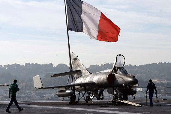 Министры обороны России и Франции обсудили совместную борьбу с ИГ