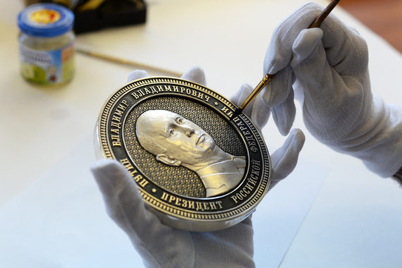 Президент Владимир Путин готовит новогодние поздравления для бизнеса