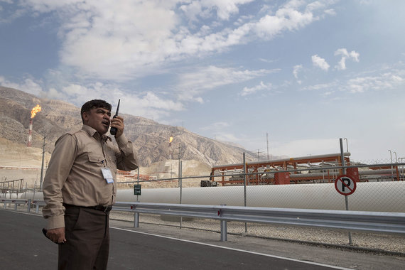 Представители ОПЕК в Тегеране пока не смогли убедить Иран присоединиться к соглашению по ограничению нефтедобычи