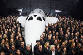 Ричард Брэнсон показал новый космический корабль VSS Unity
