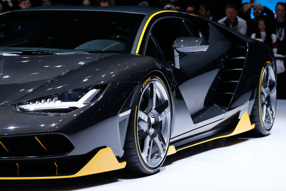 Lamborghini представил юбилейное купе Centenario