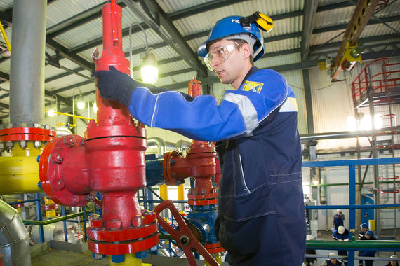 «Газпром» обнаружил на одном из своих участков в Уренгое утечку более 5 млрд куб. газа к «Роснефти»