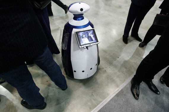 Российские банки экспериментируют с роботами