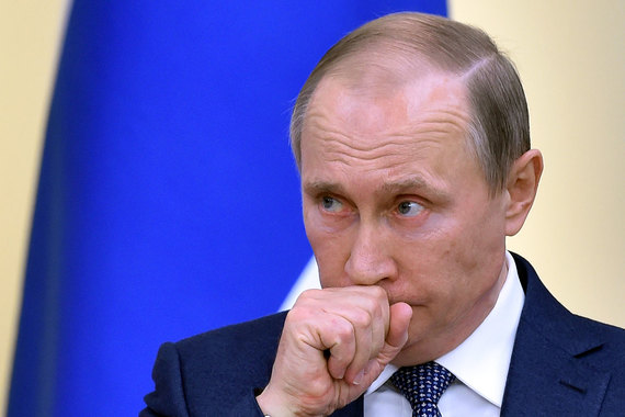 Владимира Путина зовут в суд как «врага народа и друга олигархов»
