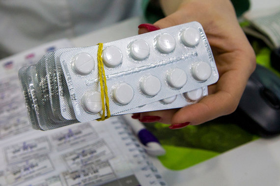 В аптеках лекарства из списка жизненно важных и необходимых в 2015 году подорожали на 2,8%