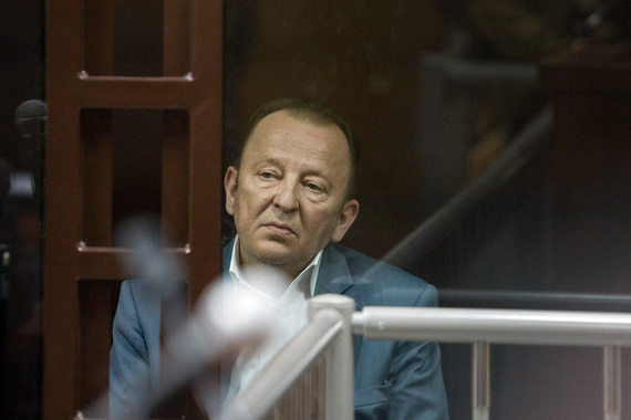Суд арестовал депутата петербургского заксобрания Вячеслава Нотяга