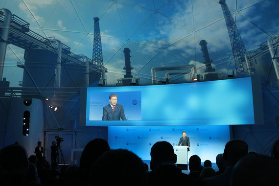 Совет директоров «Газпрома» рекомендовал повысить дивиденды за 2015 год