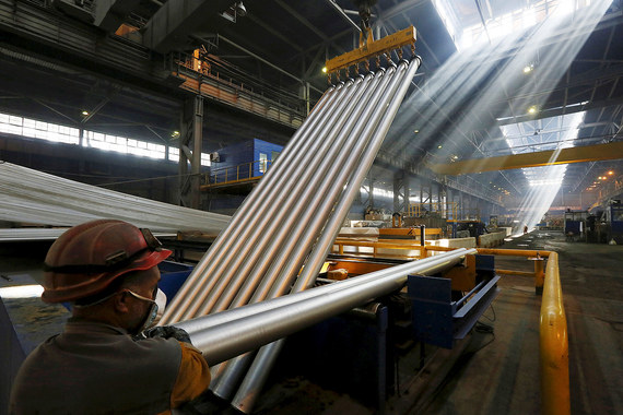 17,02% производителя алюминия UC Rusal. На фото: Саяногорский алюминиевый завод