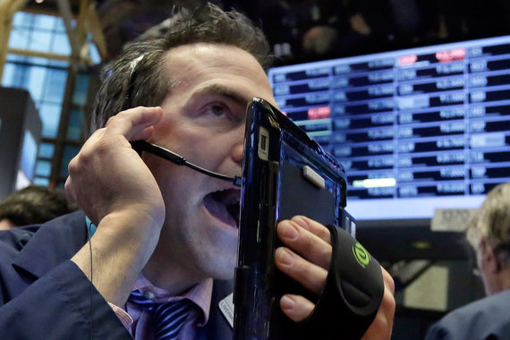 Фондовые индексы США снизятся еще на 10%, сообщает Bloomberg