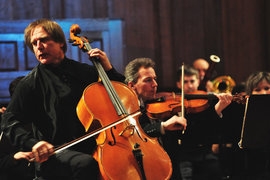 Два года назад The New York Times оценила состояние Ролдугина в $350 млн