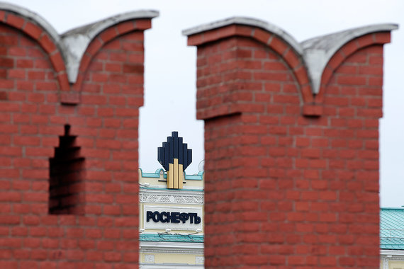 Формально Роснефть госкомпанией не является