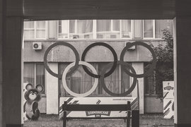 Политическая опасность дисквалификации состояла в том, что у россиян могли бы возникнуть вопросы к руководству спорта и страны