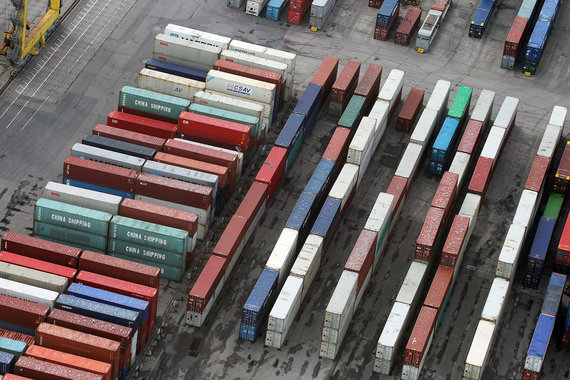 Оборот контейнеров в порту Санкт-Петербург перестал расти