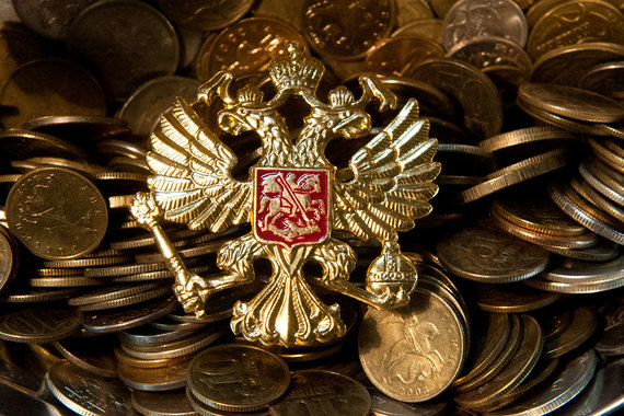 «Ведомости»: «ВТБ Капитал» и Sberbank CIB получат за сделки по приватизации 3,6 млрд рублей