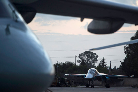 Пентагон заявил об опасном сближении самолетов России и США над Сирией