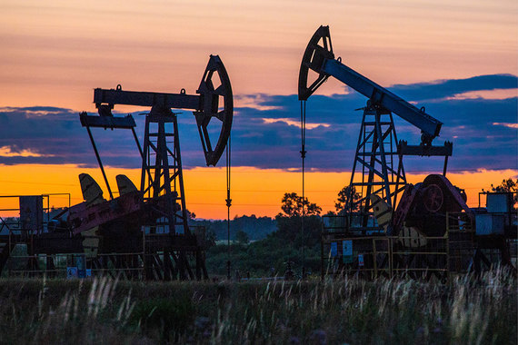 Нефтяные компании сокращают темпы бурения
