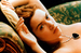 Кейт Уинслет в роли аристократки Розы в фильме «Титаник»: его интрига закручивалась и вокруг колье La Coeur de la Mer, созданного для съемок британским ювелирным Домом Asprey &amp; Garrard