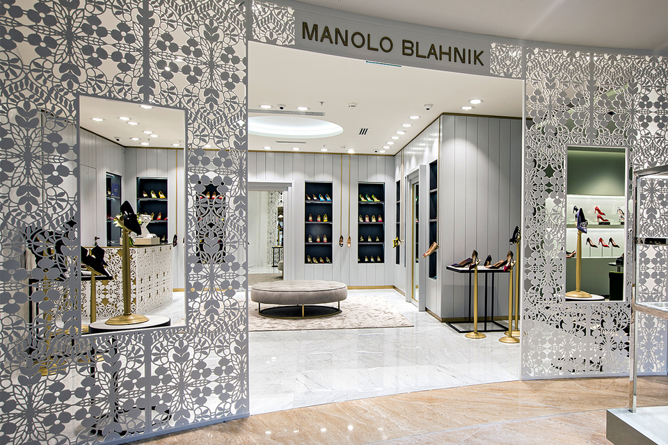 Интерьер бутика Manolo Blahnik в ТРЦ «Весна»