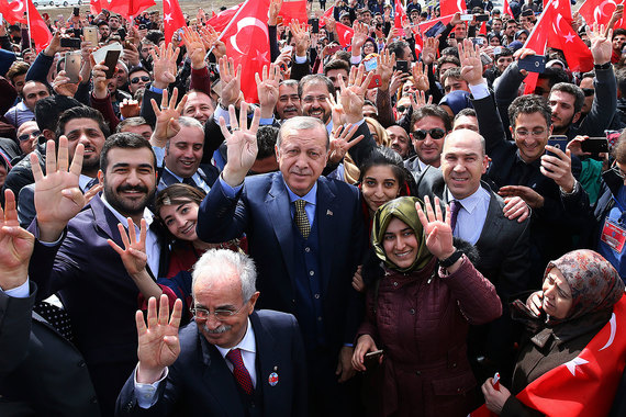 Референдум о турецкой конституции решит и судьбу президента Эрдогана