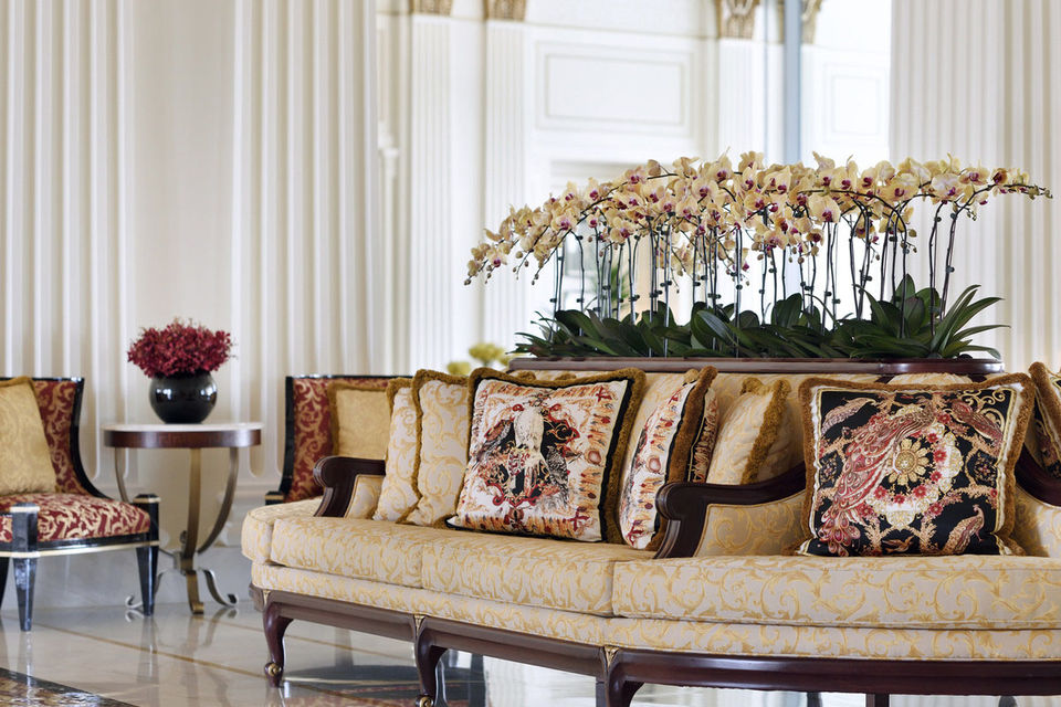 Интерьер лобби отеля Palazzo Versace Dubai