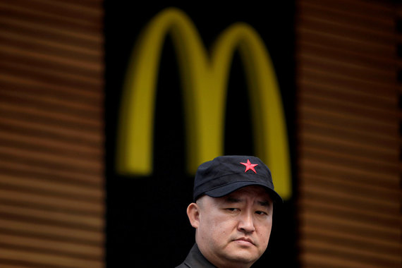 McDonald’s продает 80% бизнеса в Китае и Гонконге за $2,1 млрд