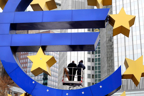 Экономика еврозоны пережила политические невзгоды