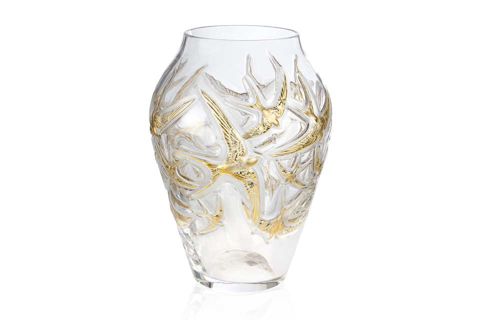 Хрустальная ваза Lalique создана к 130-летию Дома