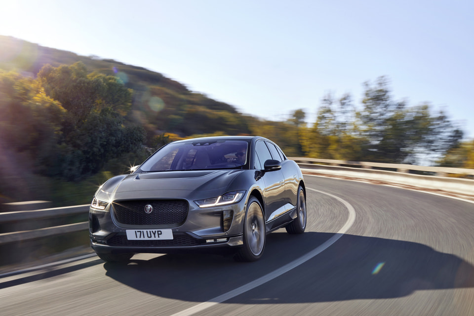 I-PACE - это первый полностью электрический серийный автомобиль Jaguar