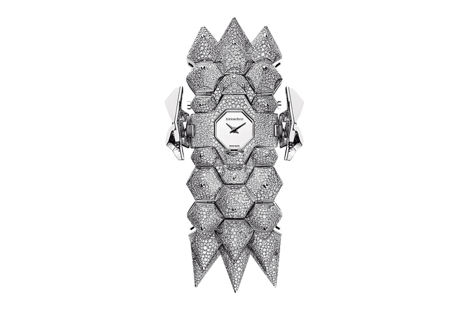 Diamond Outrage (2017 г., более 10 000 бриллиантов)