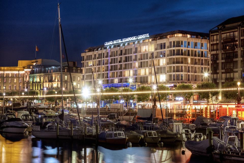 Grand Hotel Kempinski Geneva подготовил площадку для обзора иллюминации