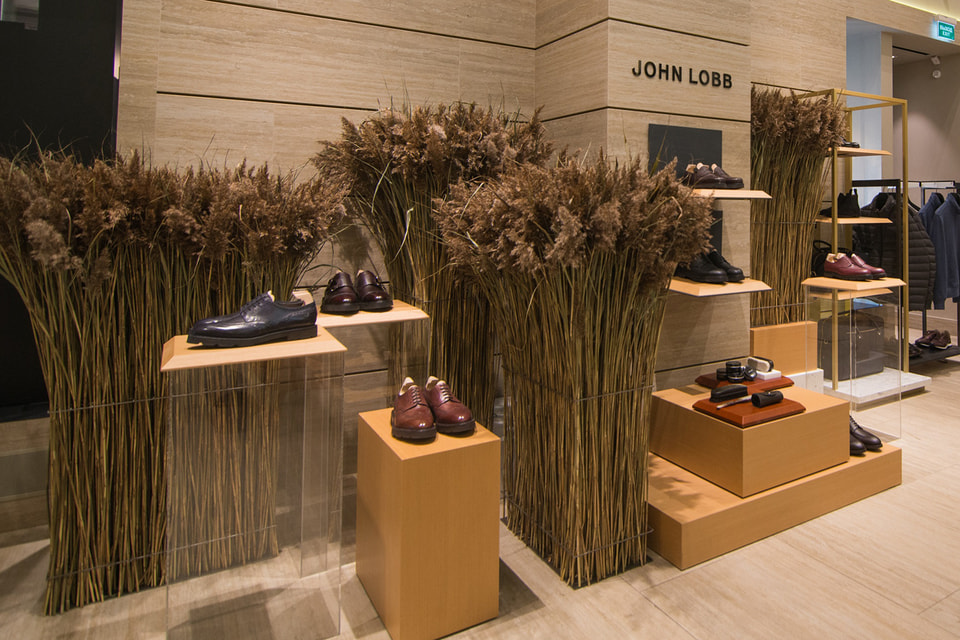 Природа Англии в интерьере поп-ап бутика John Lobb в Москве