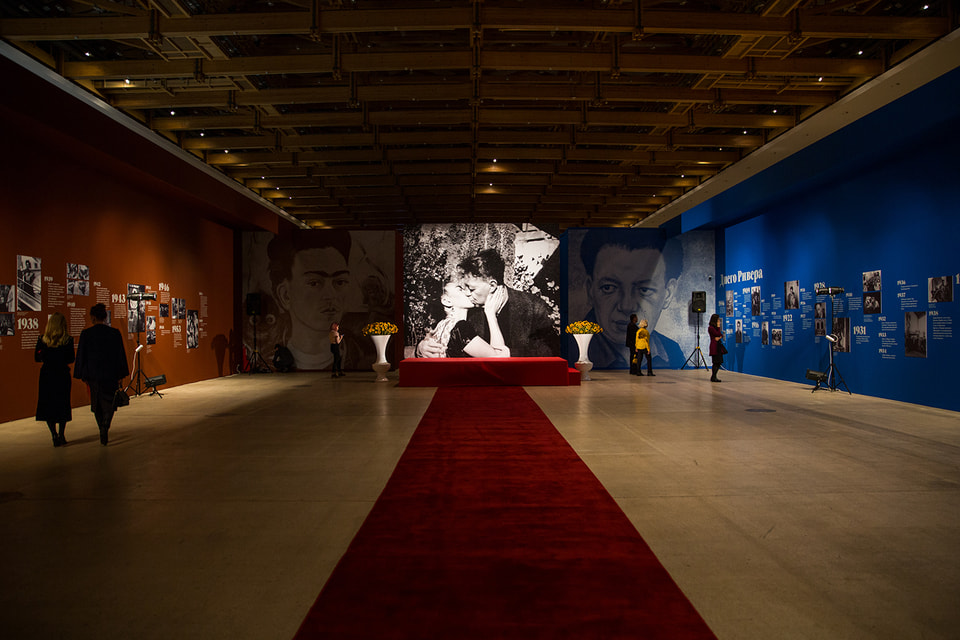 Выставка работ Кало и Риверы это своего рода красочная «перекличка» полотен двух художников и соперничество двух харизматичных личностей в искусстве