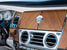 В честь сезонного открытия летней студии Rolls-Royce в Порто-Черво (Сардиния) мастера компании создали две модели авто – Dawn и Wraith.  Дизайн Dawn выполнен в морском стиле: кузов окрашен в глубокий бирюзовый цвет, а приборная панель украшена ювелирной вставкой с использованием сапфиров и жемчуга.   Модель Porto Cervo Wraith Black Badge передает атмосферу сардинской ночи: двуцветный кузов выполнен с использованием лаковой и матовой краски.