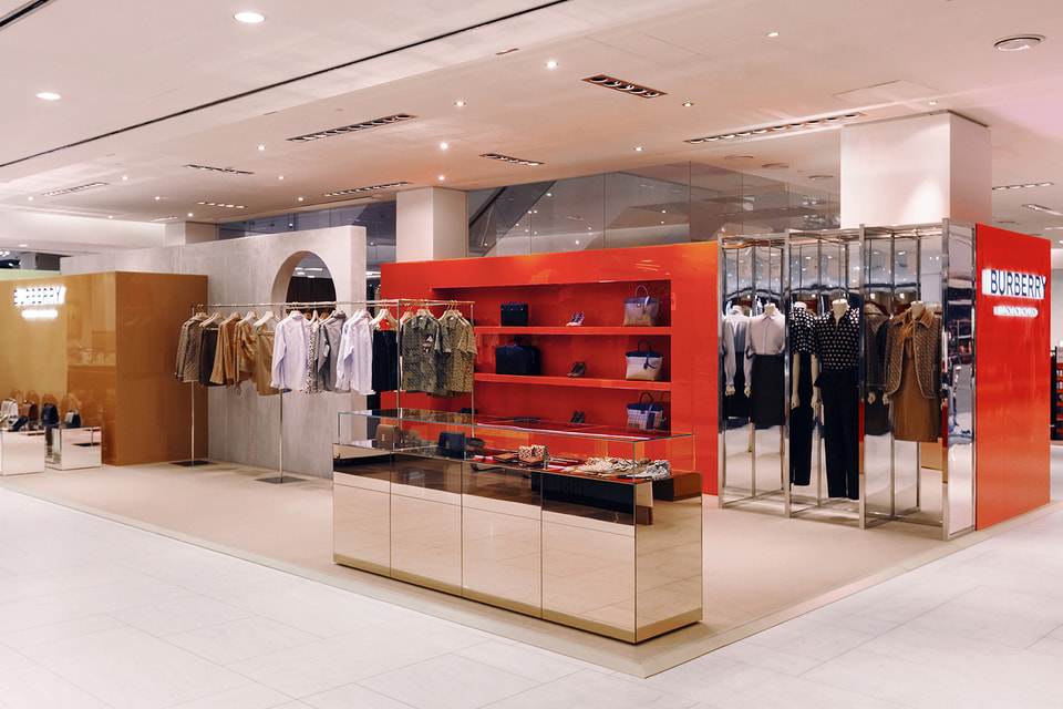 Поп-ап пространство Burberry будет работать до 23 марта