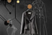 Dior Maison  совместно с миланской архитектурной студией Dimore Studio  представил во время выставки Salone del Mobile 14  предметов декора. В коллекцию вошли вазы, подносы, подставка для зонтов и многофункциональная конструкция для хранения вещей (на фото) из сложных сплавов золота, серебра и бронзы с добавлением ротанга. В основе дизайна коллекции мотивы кубизма, сюрреализма и импрессионизма