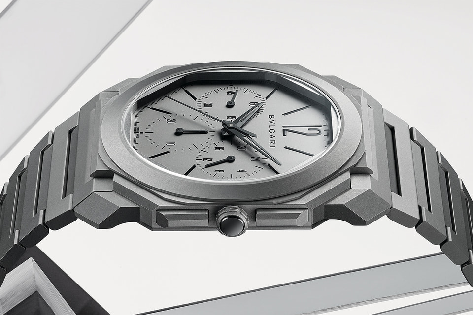С 2014 г. Bvlgari ставит пятый мировой рекод в тонкости часов: 3,3-миллиметровый хронограф Octo Finissimo GMT Automatic