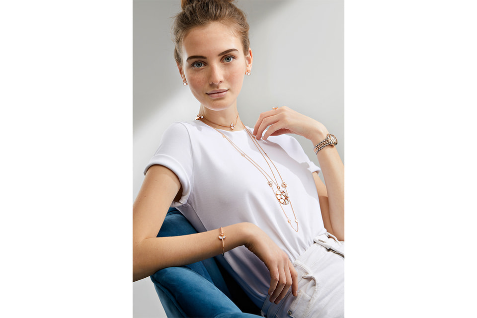 Модель в украшениях Happy Hearts, Chopard