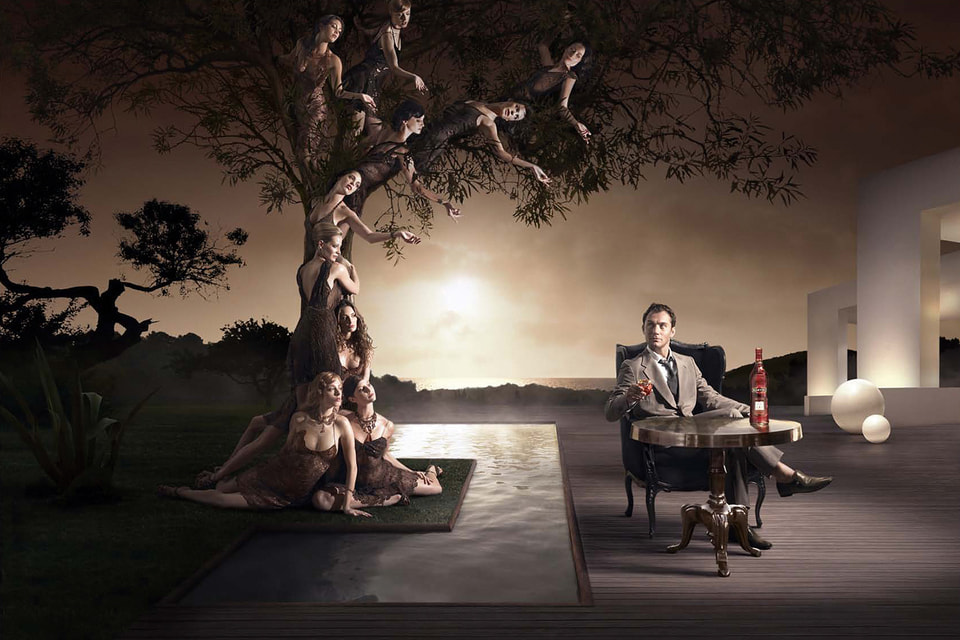 Актер Джуд Лоу в рекламной кампании Martini прошлых лет