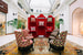 Импровизированная гостиная комната от Gucci Decor в галерее «Петровского пассажа» в Москве