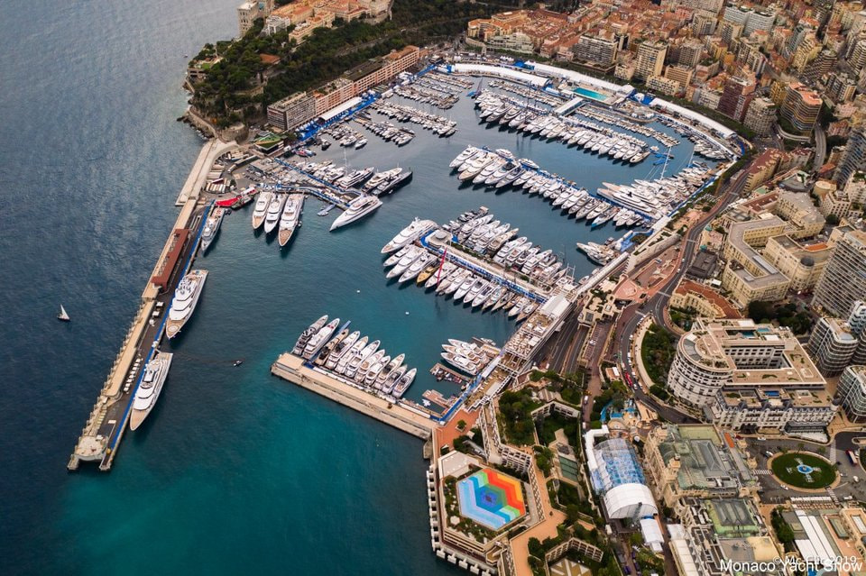 На Monaco Yacht Show прибыло 125 суперъяхт, причем 44 из них — абсолютные новинки 2019 года