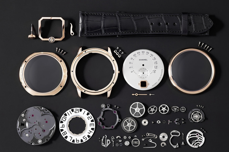 В 2016 году Chanel Horlogerie представил свой первый собственный Calibre 1 для мужских часов Monsieur
